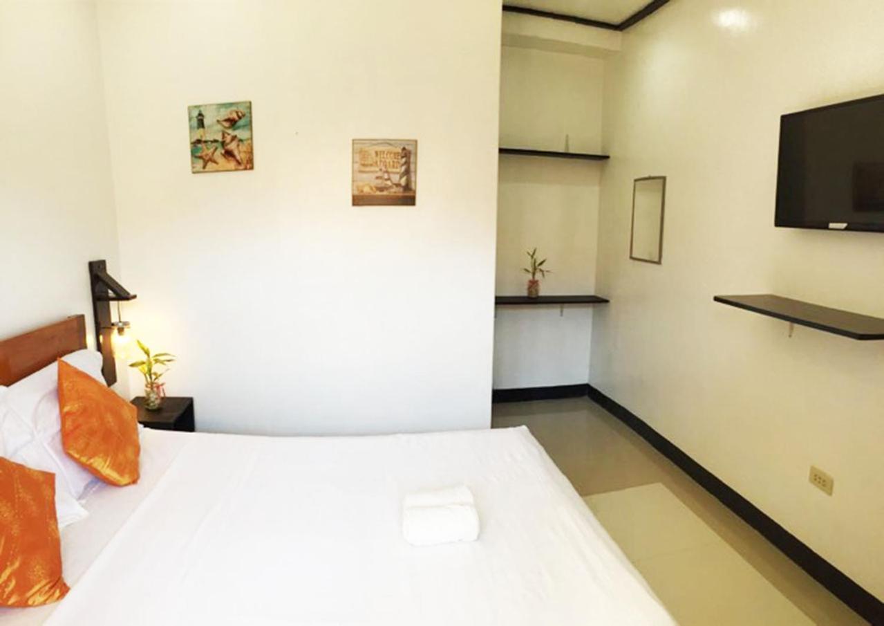 A&J Pension Puerto Princesa Екстериор снимка