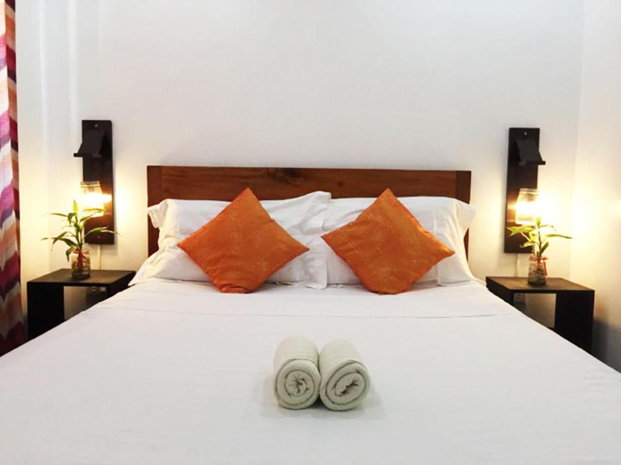 A&J Pension Puerto Princesa Екстериор снимка